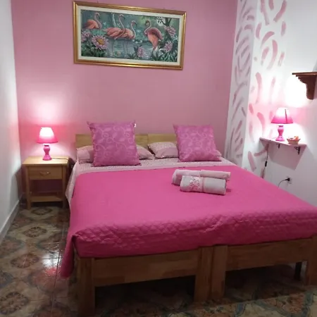 Paui Bed & Breakfast Càbras