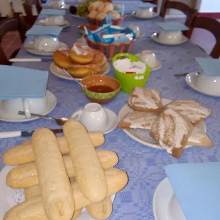 Oda ve Kahvaltı Paui Càbras