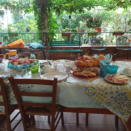 Bed & Breakfast Paui